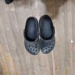 Crocs Size 10-12