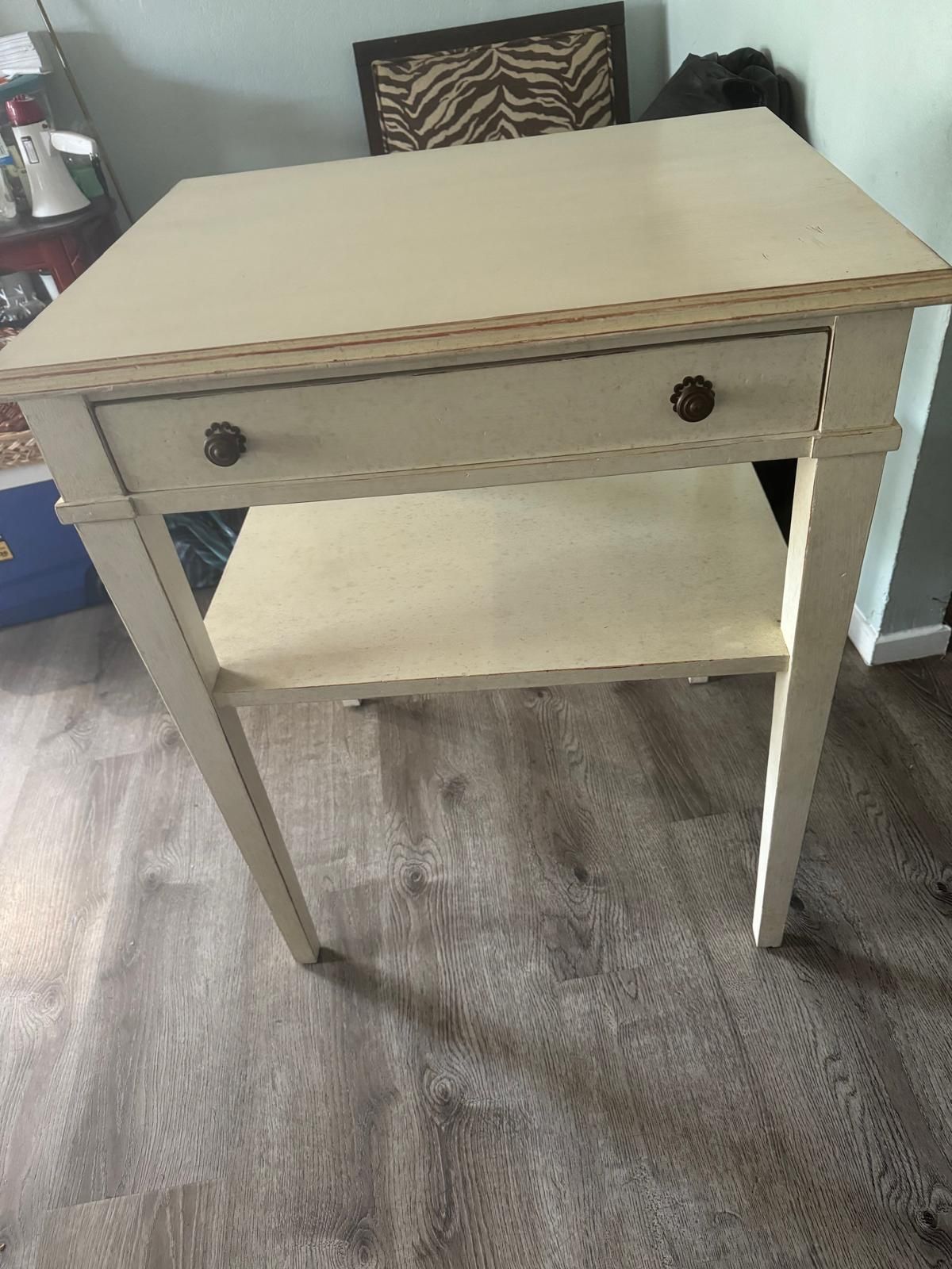 Luna 1 Drawer Nightstand