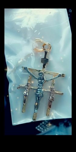 Cuban chain with the 3 crosses in 3 shades gold plate