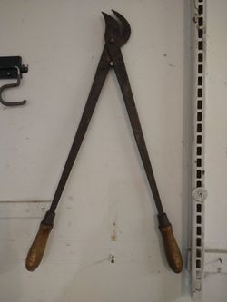 Vintage Garden loppers shears Tiffany, Conklin,NY used