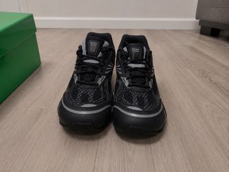 black bottega veneta orbit