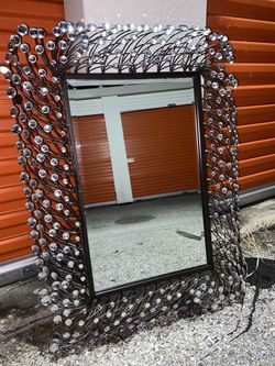 Gem Mirror ( 22 x 22 )