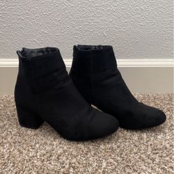 Black Boots
