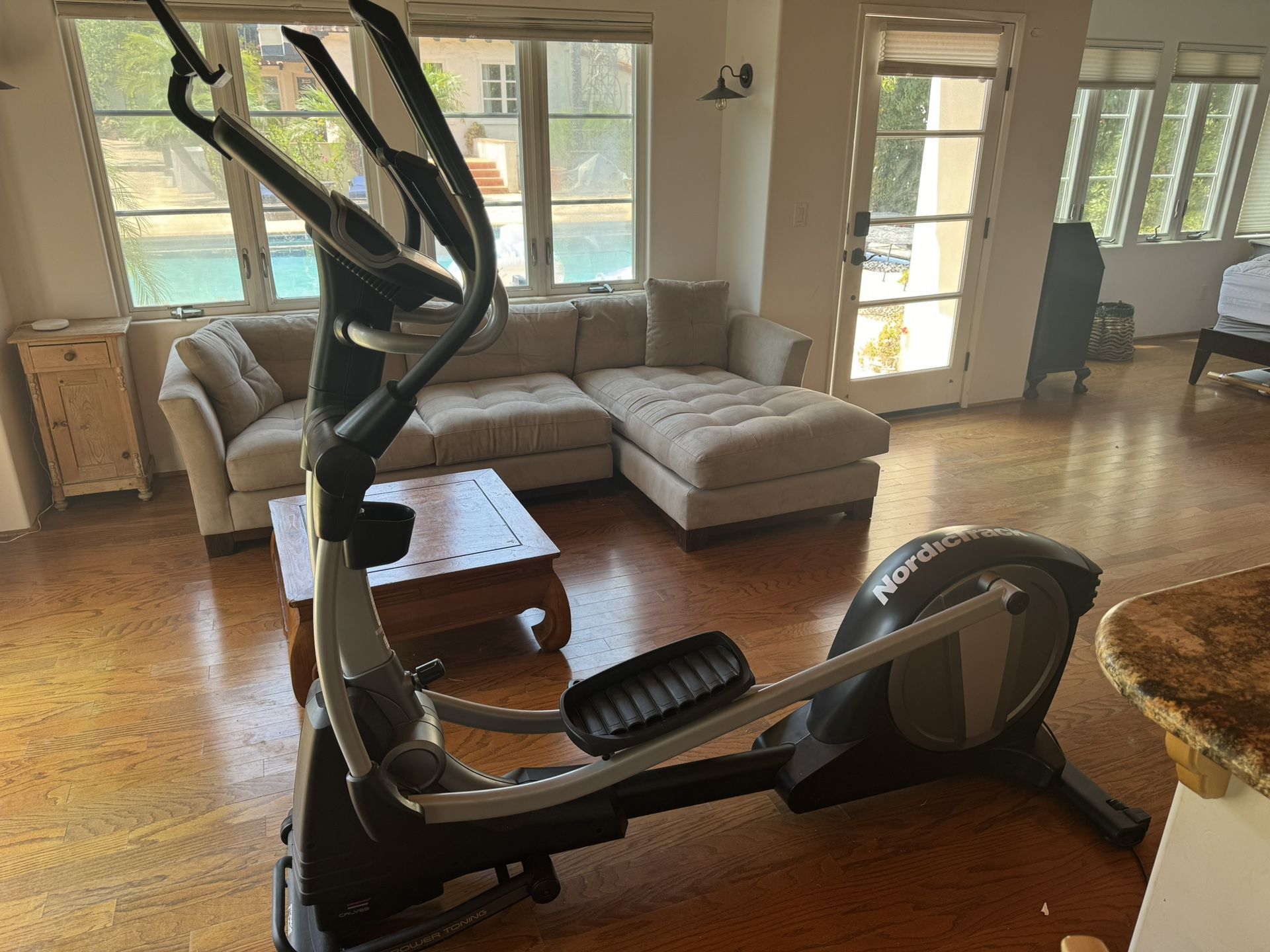 NordicTrack SpaceSaver SE7i Rear Drive Smart Elliptical iFit Enabled