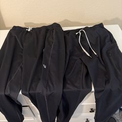 Vuori lot size medium and large sweats shorts shirts