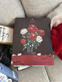 Rose Lego Set