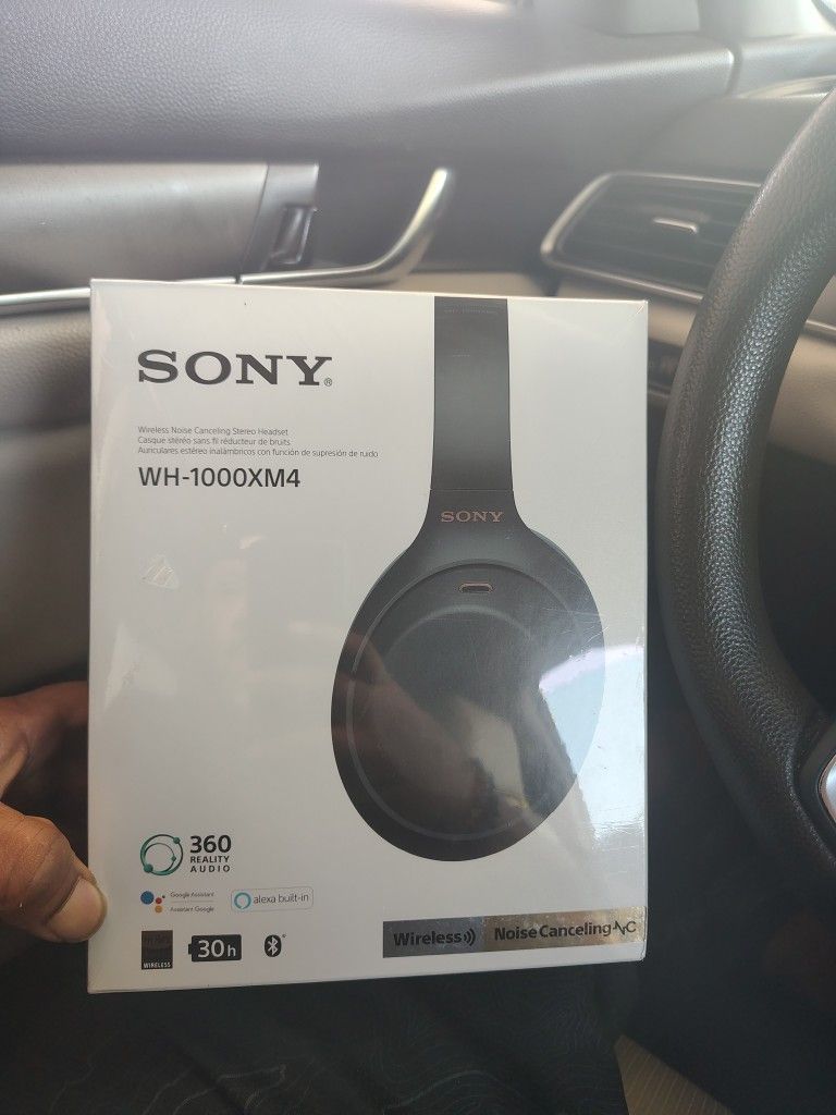 Brand New Sony WH-1000XM4