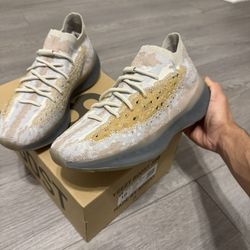 New Yeezy boost 380 (size-10)