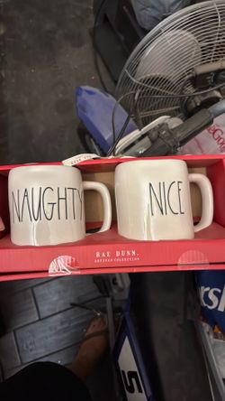 Brand new Rae Dunn Mug set