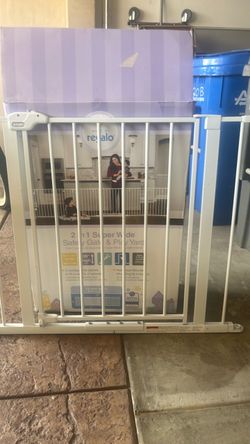 Baby gate