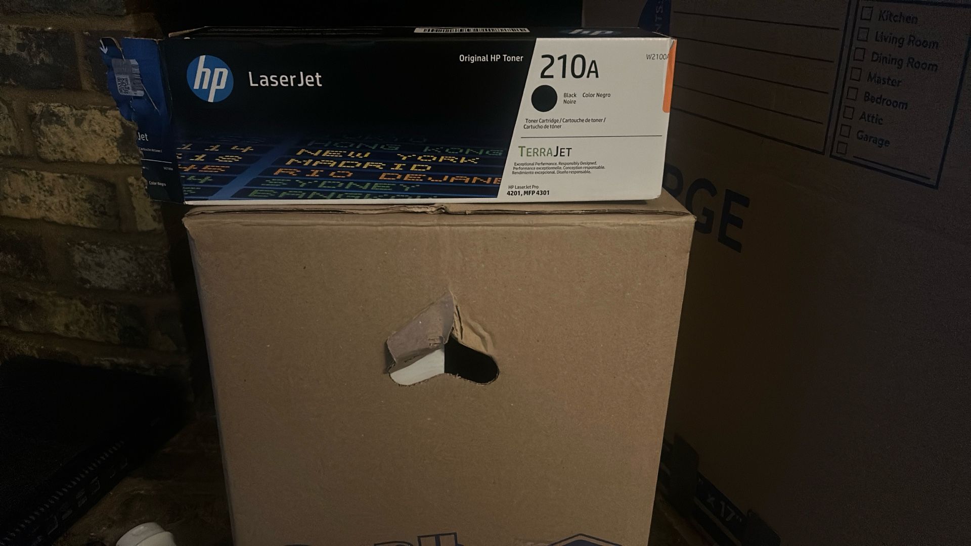 Hp LaserJet Ink 210a