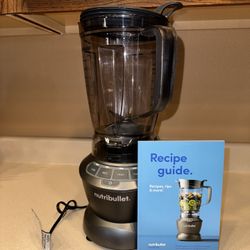 NutriBullet Countertop Smoothie Blender