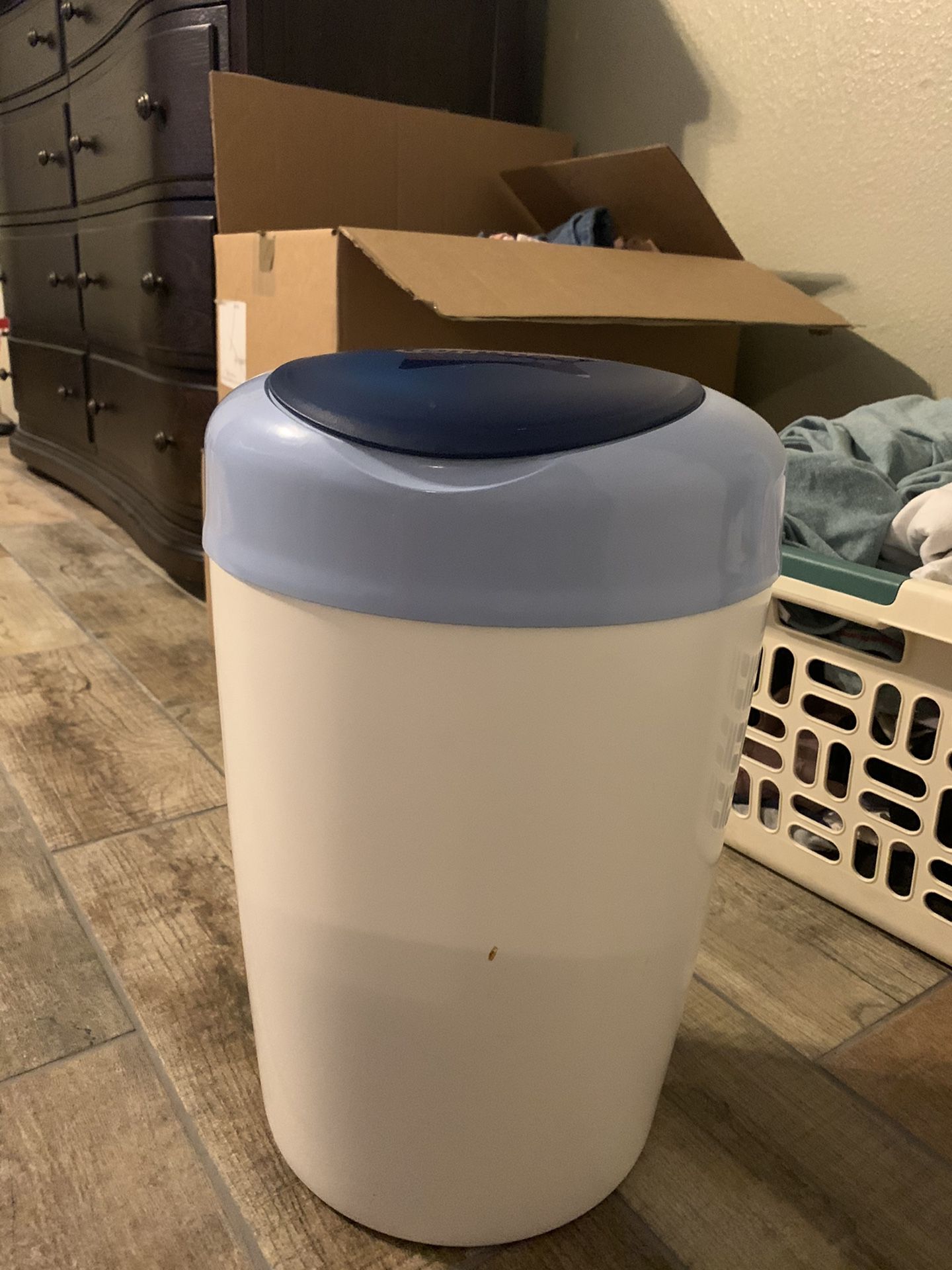 Tommie Tippee Diaper Pail