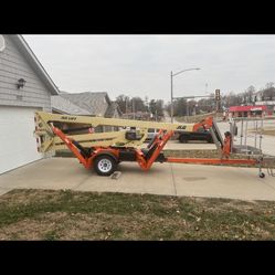 JLG 50 Ft Boom Lift 