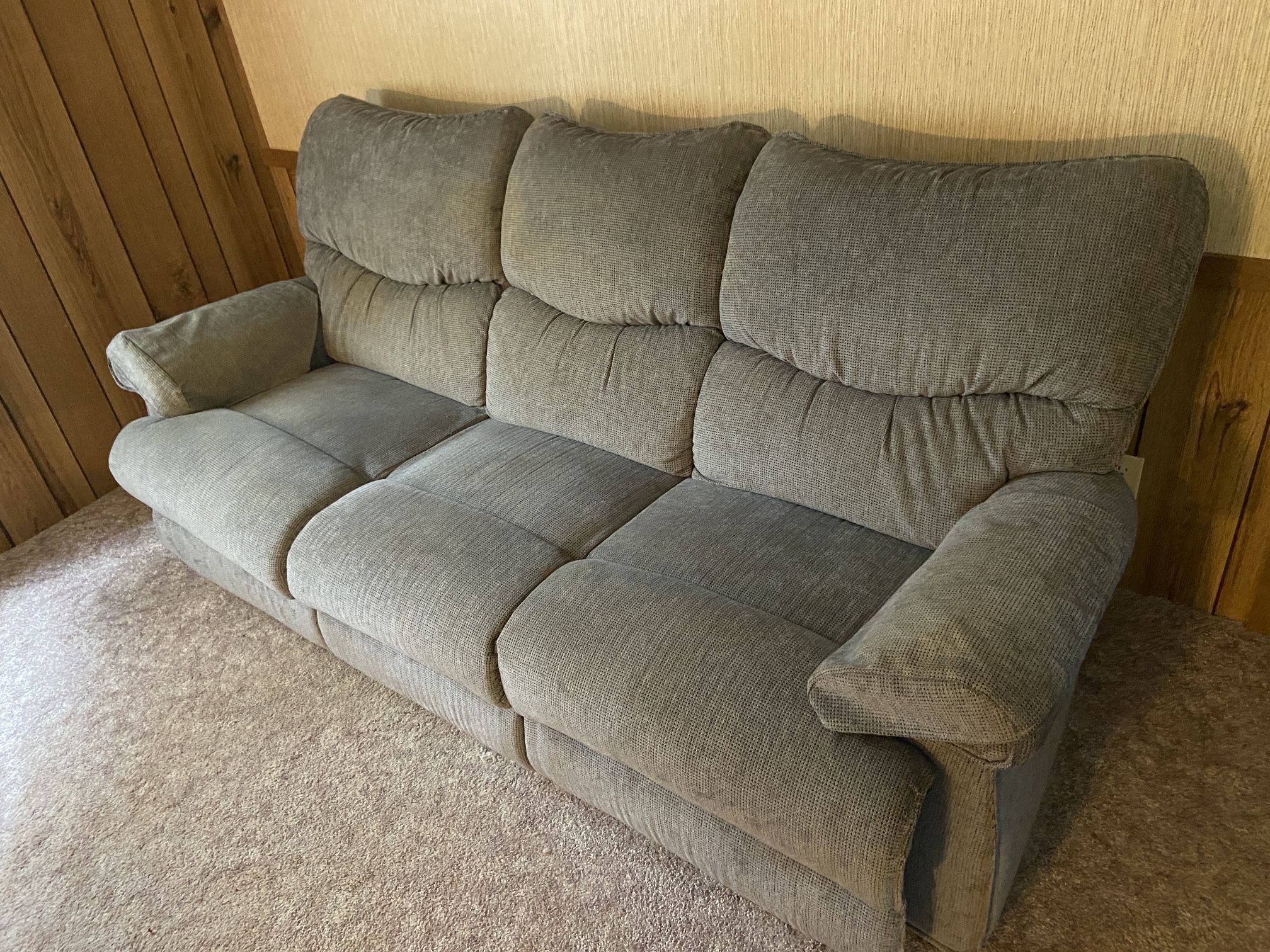 Couch With Recline Seats