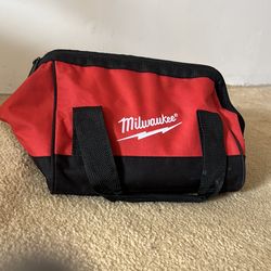 Milwaukee small tools bag