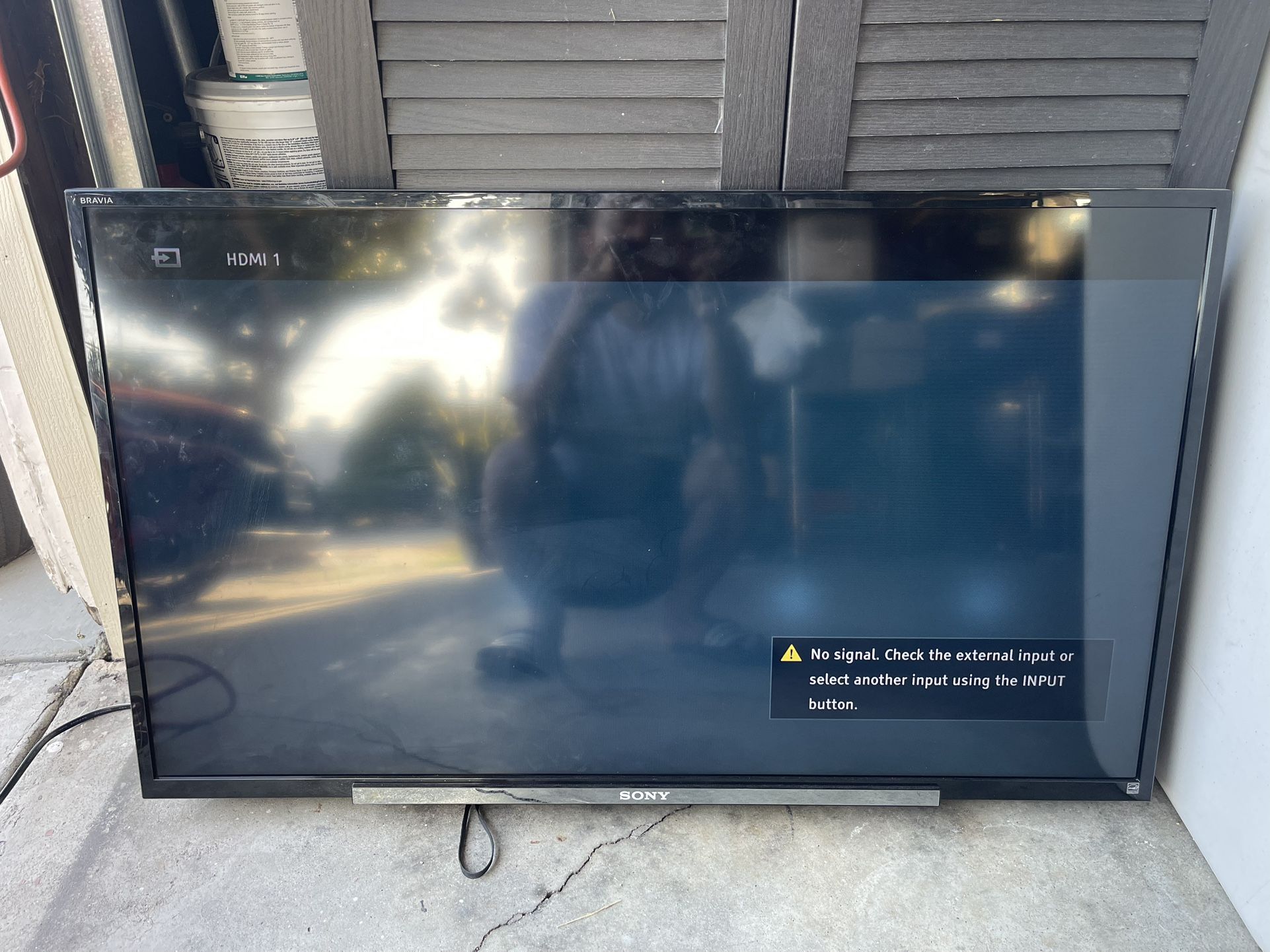 Tv Sony 40 inch With Remote And Mount Rack