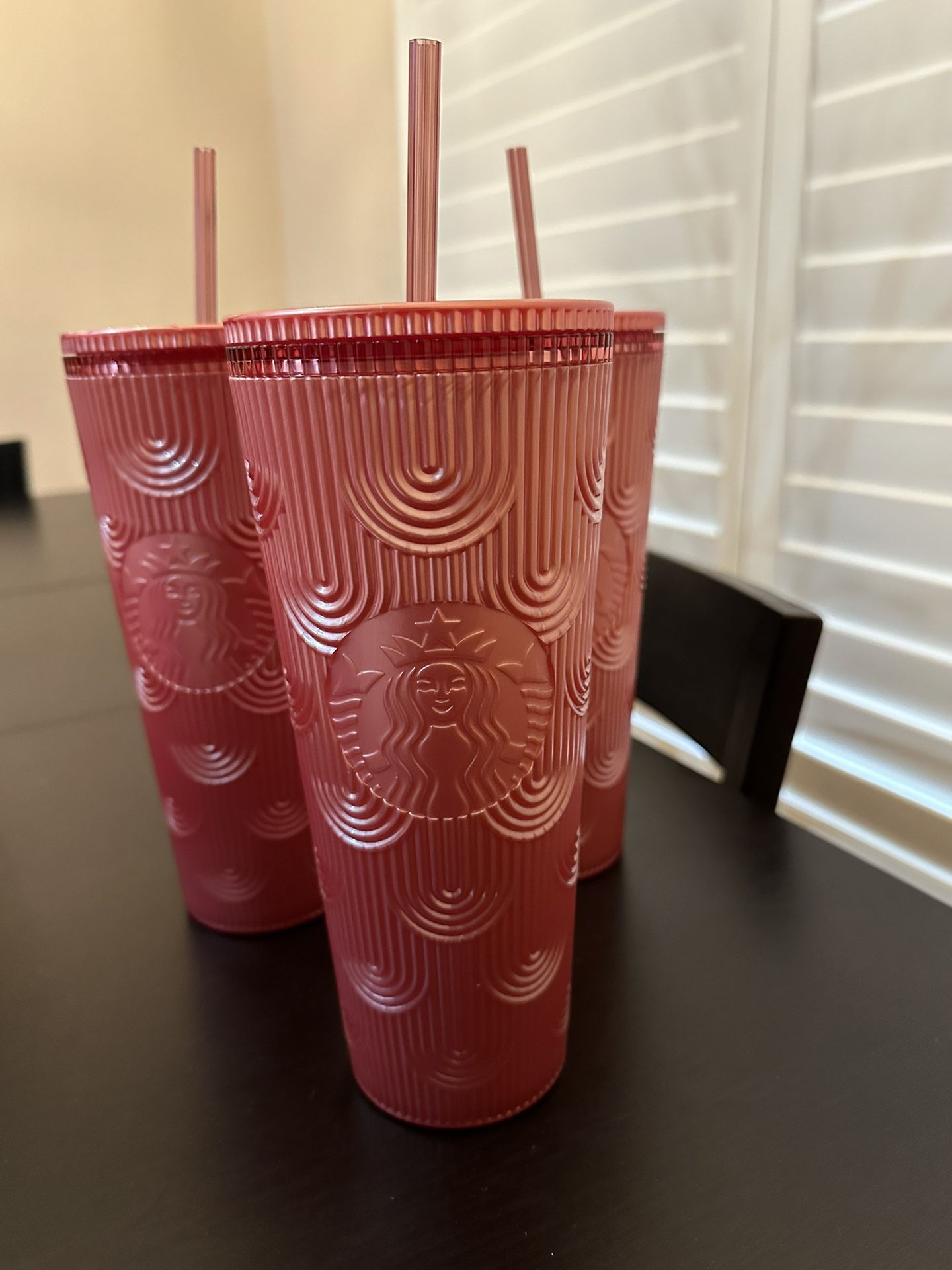 Brand New Starbucks Dusty Rose Pink Shimmer Shell Mermaid Scales Cup Tumbler 24 oz