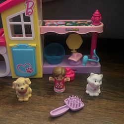 Little people Barbie Pet House 