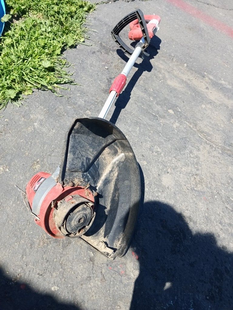 Craftsman Weed Eater for Sale in Stockton, CA OfferUp
