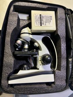 New Student Microscope + Case + Novare General Biology Slide Set
