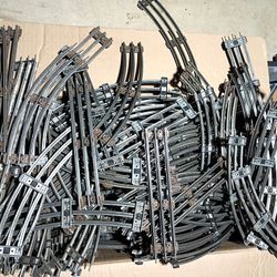 Lionel Train Track