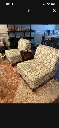 accent chairs set of 2 and table