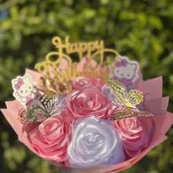 Hello Kitty Eternal Bouquet 💐