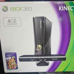 Xbox 360, 2 Controllers, Kinnect and Game, 250 Gb