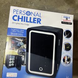 Mini fridge
