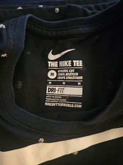 Men medium tshirt
