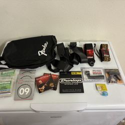 Guitar And Bass Accessories Last Minute