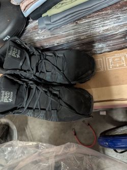 10.5 timberland steel toe boots