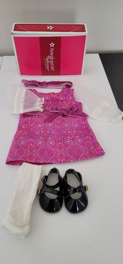 AMERICAN GIRL JULIE BEFOREVER HOLIDAY OUTFIT NIB NO DOLL RETIRED