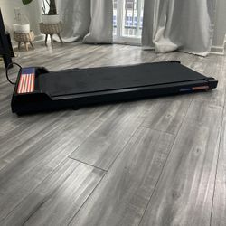 Walking Pad Treadmill w/ Remote – Barely Used