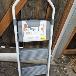 Brand New 3 Ft Ladder