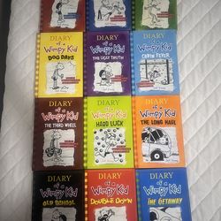 Diary of a Wimpy Kid Hardcover Set (Books 1-12 + DIY Book)