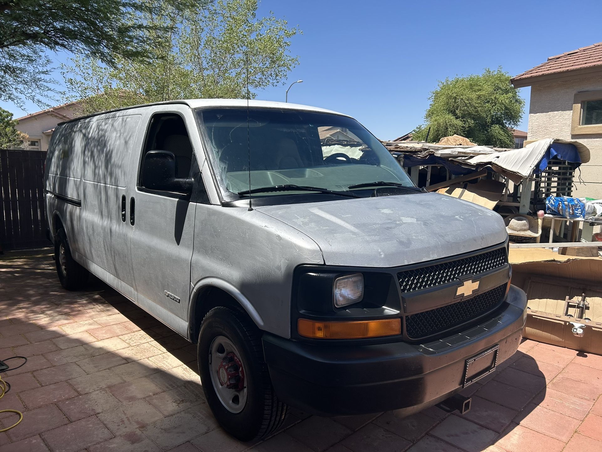 Chevrolet Express 2500 Cargo Van
