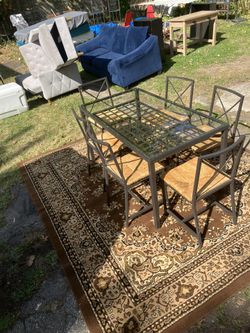 Glasstable W/6 Wicker Chairs 