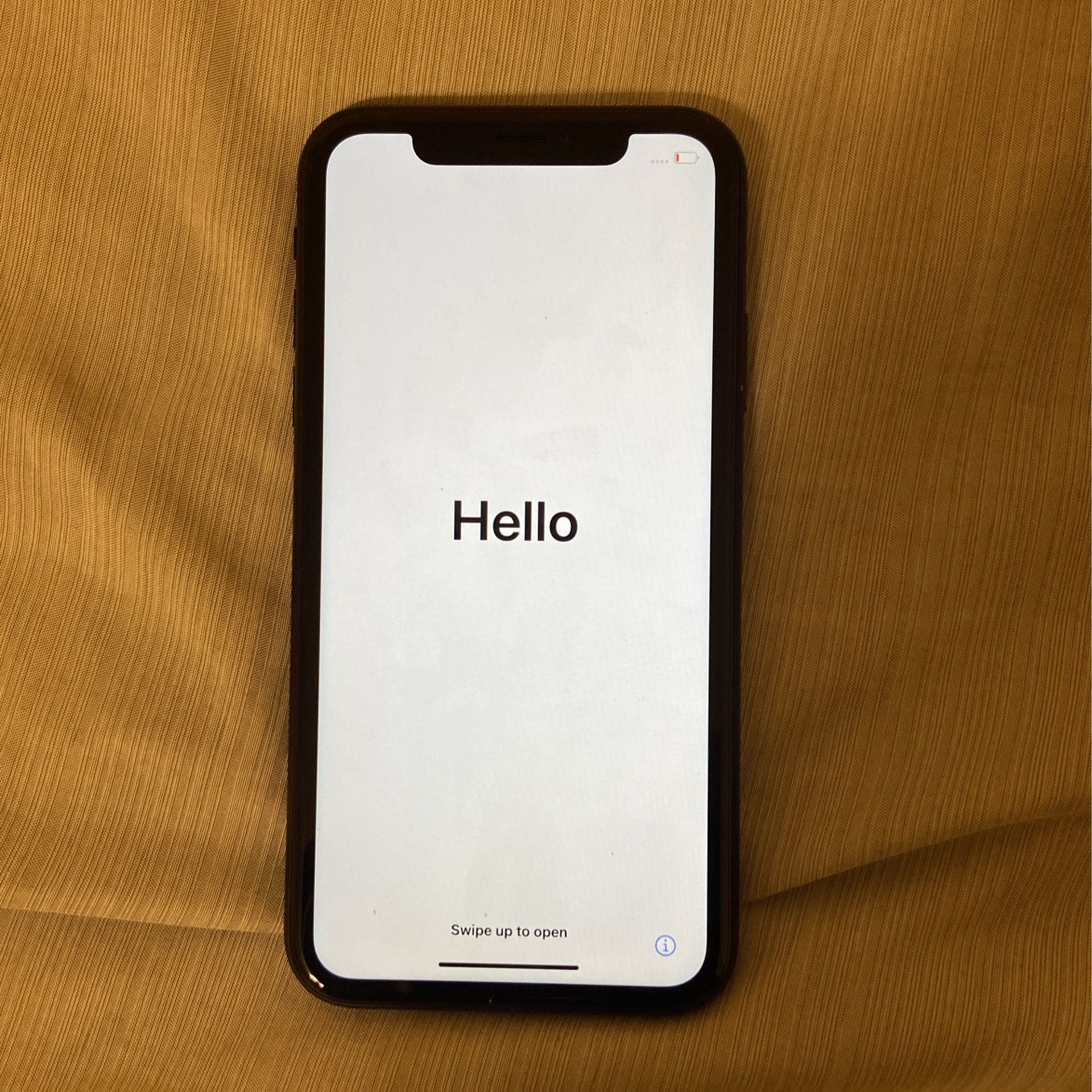 IPHONE XR FOR SALE BOOST CARRIER 