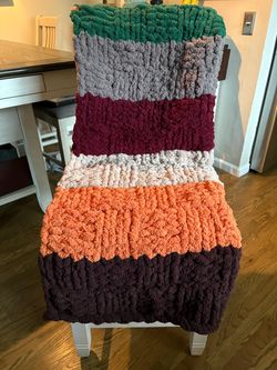 Hand knit chunky yarn blanket