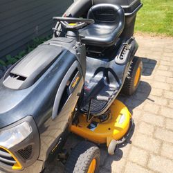https://offerup.com/redirect/?o=UG91bG9uLnBybw== Tractor