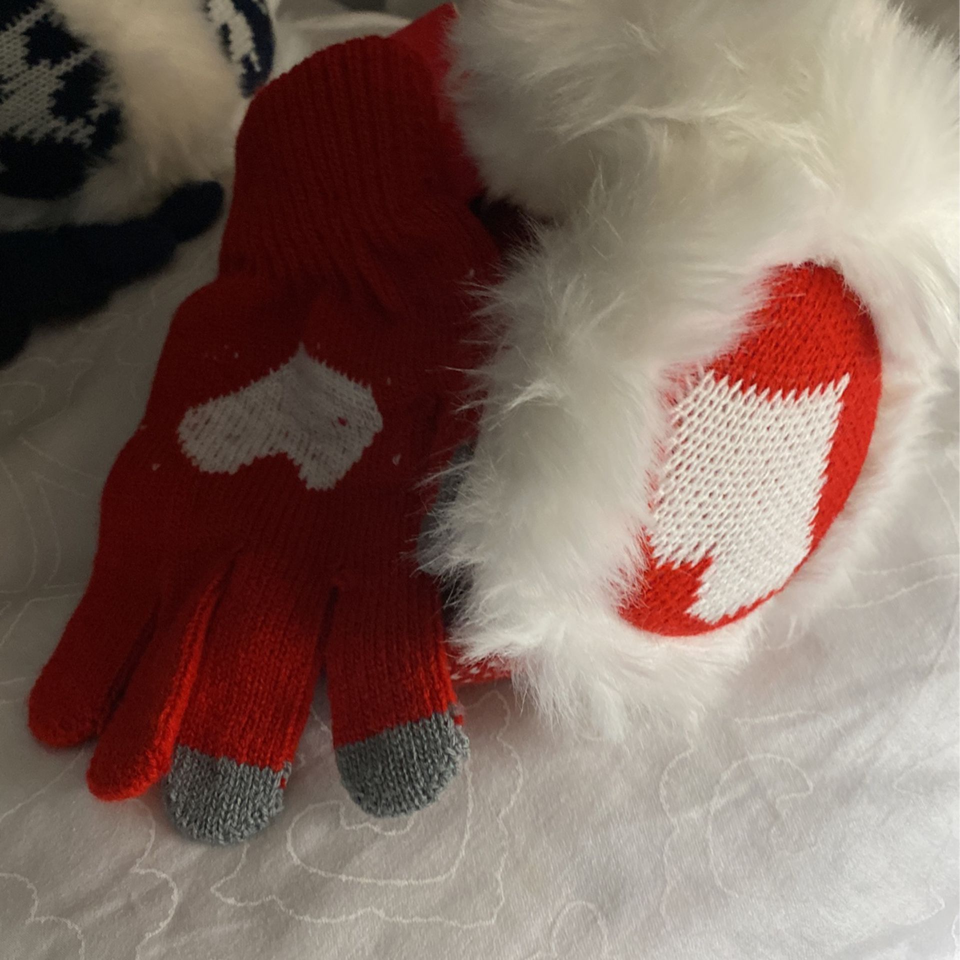 Girls holiday Earmuffs/ Glove Set 