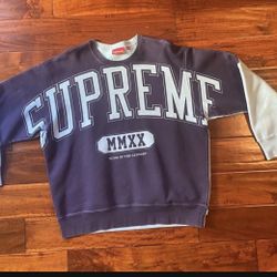 Supreme Sweater 