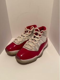Jordan 2 Retro ‘Cherry’ (2022) MEN’S