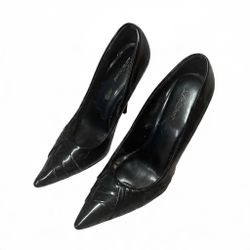 Delicious Black Patent Pointed-Toe Heels