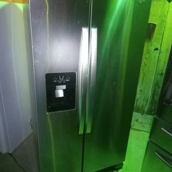 Whirlpool Refrigerator 