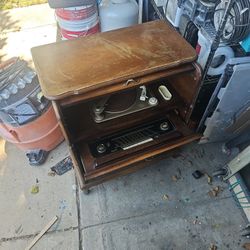 Vintage Radio/record Player