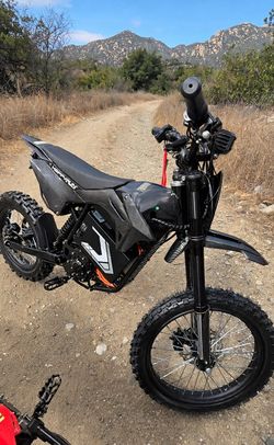 HappyRun F18 2.0 Electric Dirt Bike - Black - Open Box - Fully Assembled - 6000W - 46 MPH