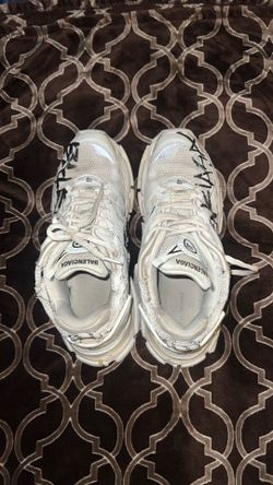 Balenciaga runners